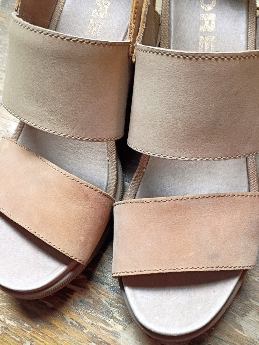 Sorel Janie ll Slingback Wedge Sandals - Womens size 8.5 - Tan